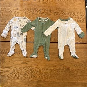 3 Cloud Island sleep  ‘n plays / newborn